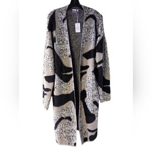 RD Style Black and Gray Patterned Cardigan